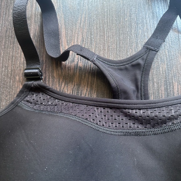 Champion Sports Bra - Picture 3 of 5